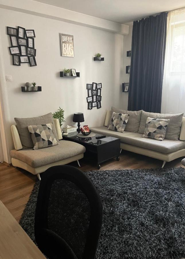 Old City Centre - Unforgettable House بوخارست المظهر الخارجي الصورة